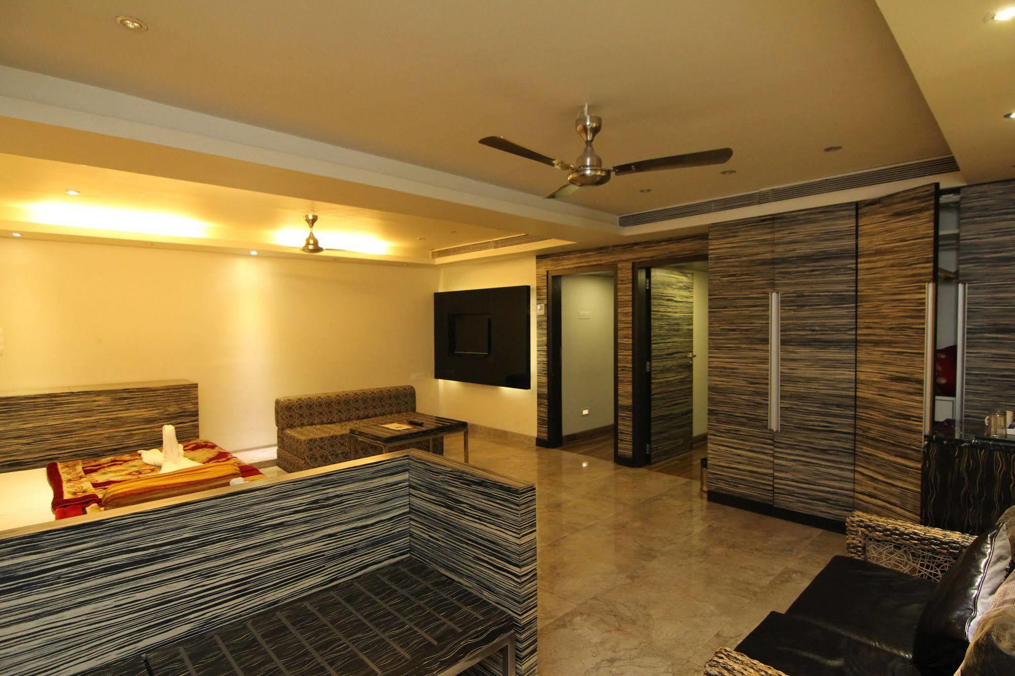 Kumar Resort Lonavala Esterno foto